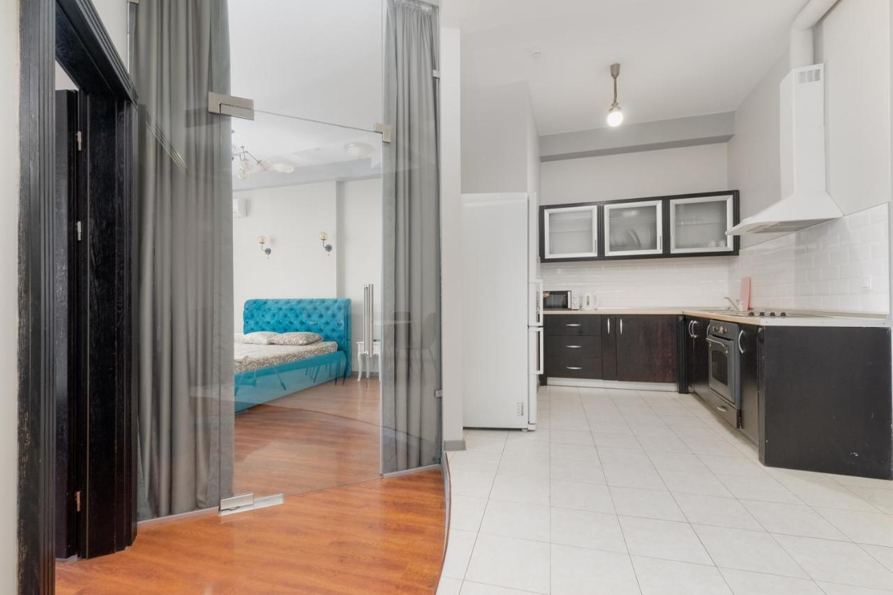 Arcadia Palace 2-Bedrooms Apartment With Terrace Odesa Exterior photo