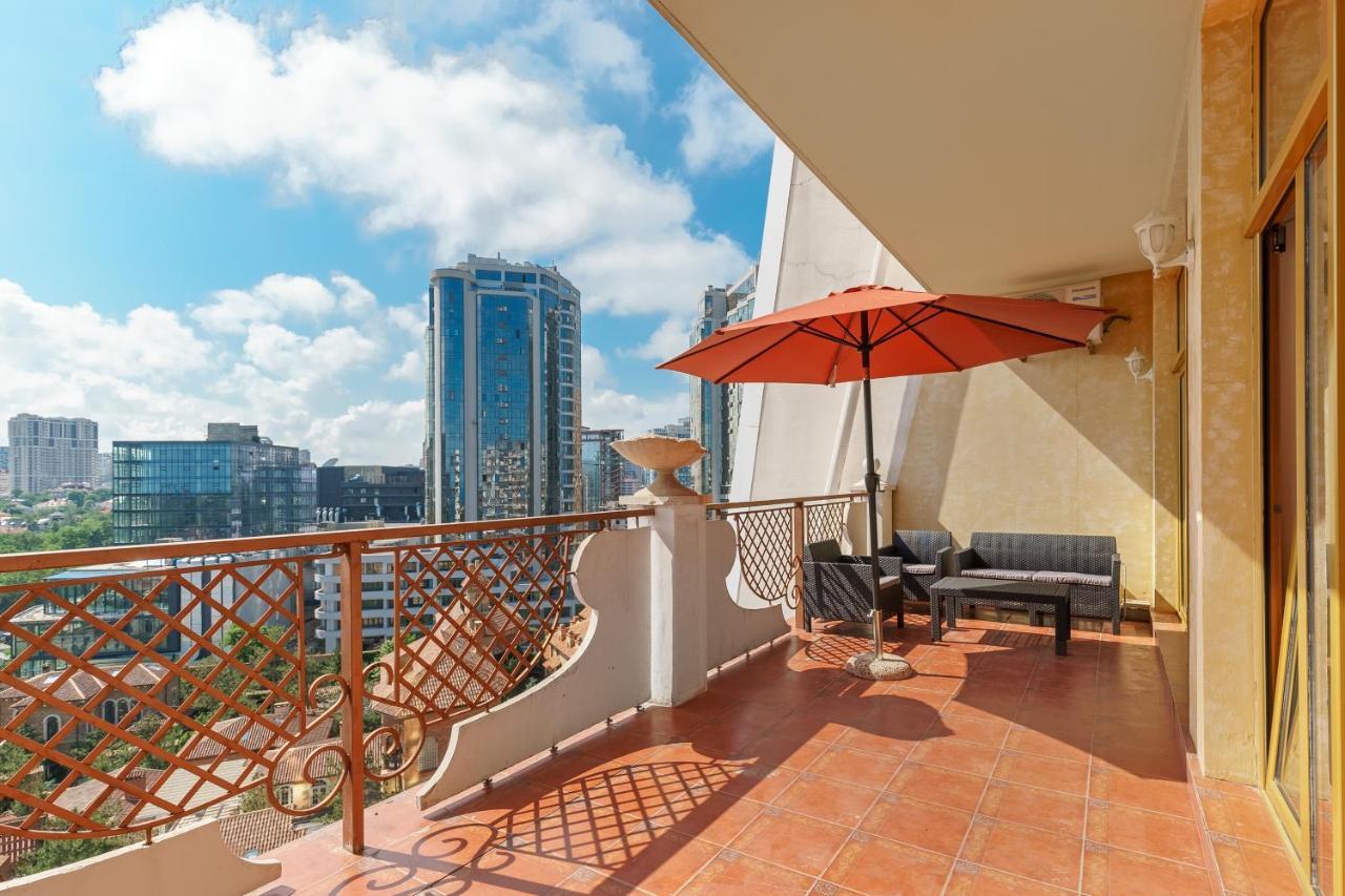Arcadia Palace 2-Bedrooms Apartment With Terrace Odesa Exterior photo